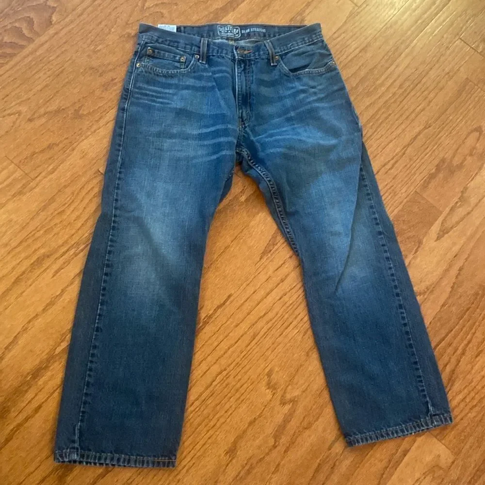 Levi’s signature, straight, slim jeans 36x30